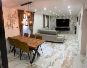 Appartement RDC dans une Villas